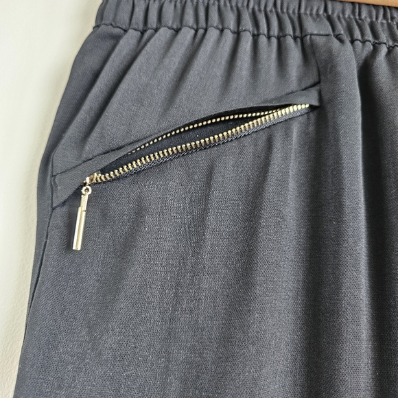 Dynamite Black Jogger Style Pant in size M - Picture 5 of 5